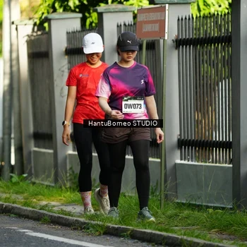 Runner Photo 9124150