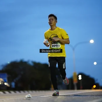 Runner Photo 9124179