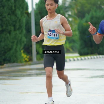 Runner Photo 9124203