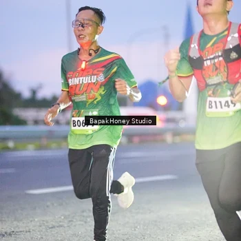 Runner Photo 9124411