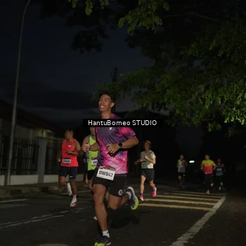 Runner Photo 9124454