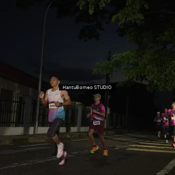 Runner Photo 9124661