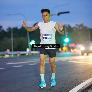Runner Photo 9124671