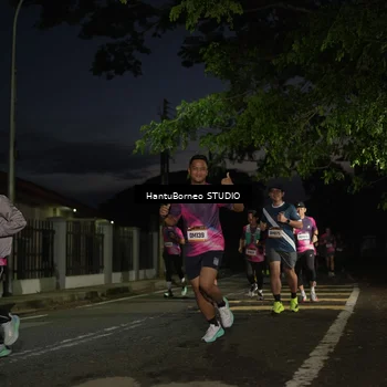 Runner Photo 9125034