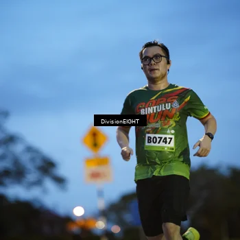 Runner Photo 9125410
