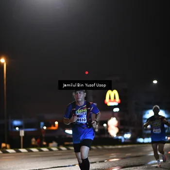 Runner Photo 9126042