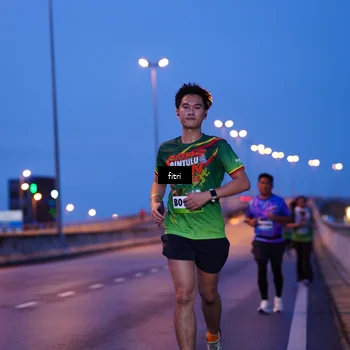 Runner Photo 9126797