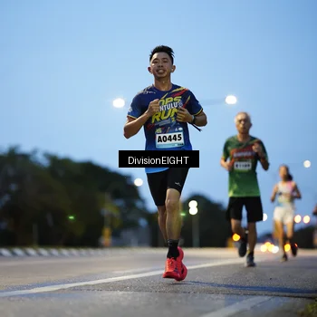 Runner Photo 9127124
