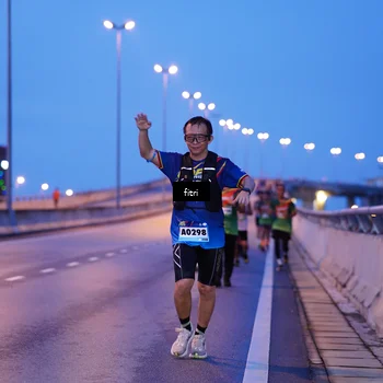 Runner Photo 9127573