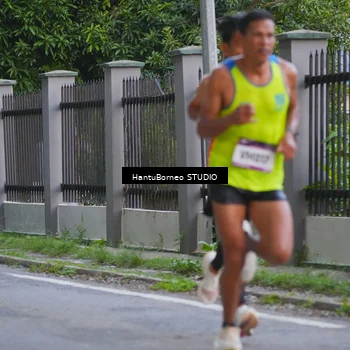 Runner Photo 9128069