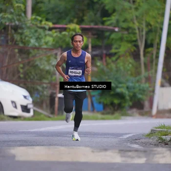 Runner Photo 9128111