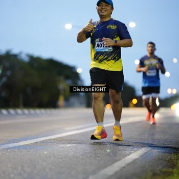 Runner Photo 9128415