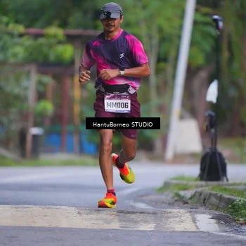 Runner Photo 9128448