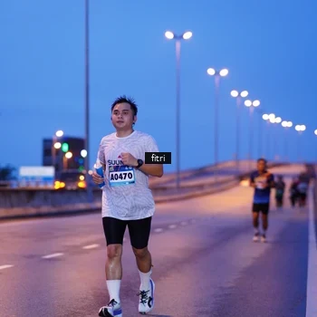 Runner Photo 9129006