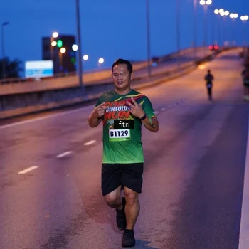 Runner Photo 9129812