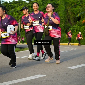 Runner Photo 9133057