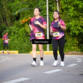 Runner Photo 9133444