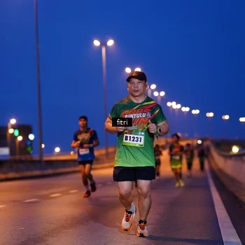 Runner Photo 9134261