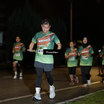 Runner Photo 9135043