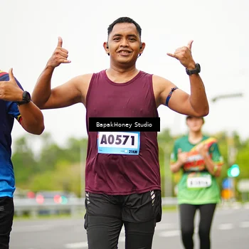 Runner Photo 9135054