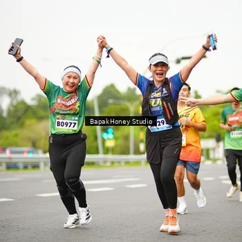 Runner Photo 9135105