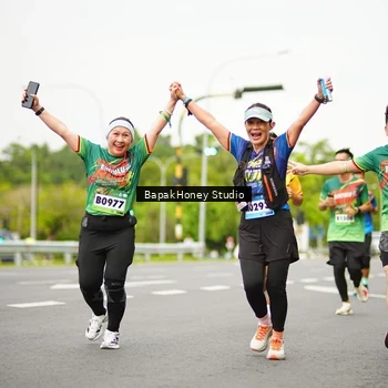 Runner Photo 9135114