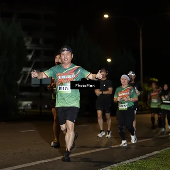 Runner Photo 9135236
