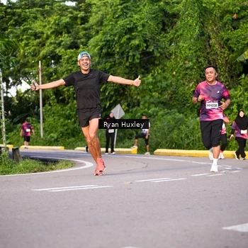 Runner Photo 9135265