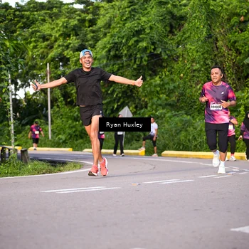 Runner Photo 9135398