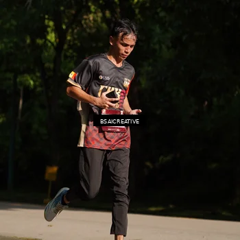 Runner Photo 9135519