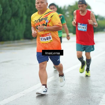 Runner Photo 9135524