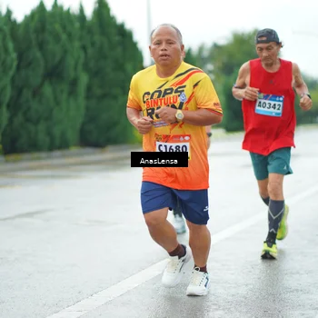 Runner Photo 9135690