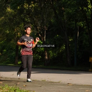 Runner Photo 9135748