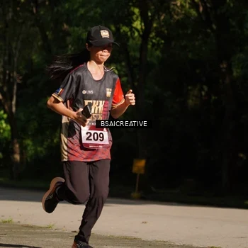Runner Photo 9135750