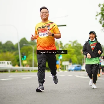 Runner Photo 9135913