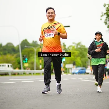Runner Photo 9135916