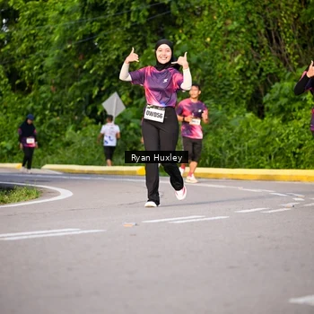 Runner Photo 9135930