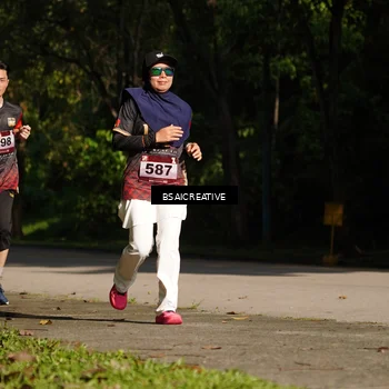 Runner Photo 9135998