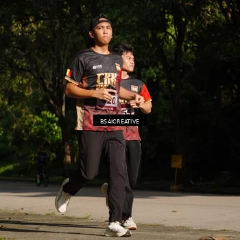 Runner Photo 9136046