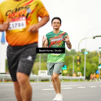 Runner Photo 9136157