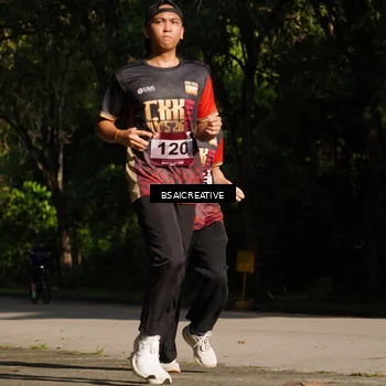 Runner Photo 9136179