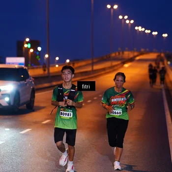 Runner Photo 9136252