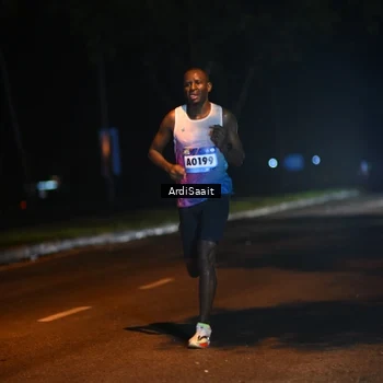 Runner Photo 9136642