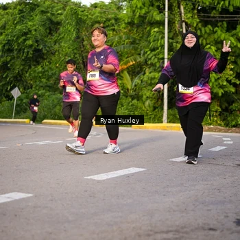 Runner Photo 9136655