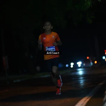 Runner Photo 9136903