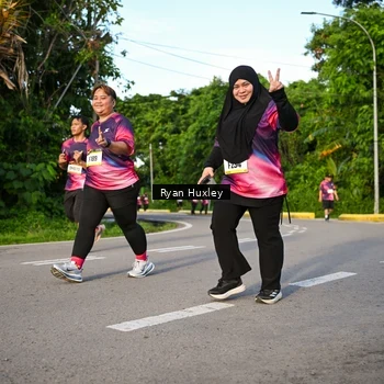Runner Photo 9136959