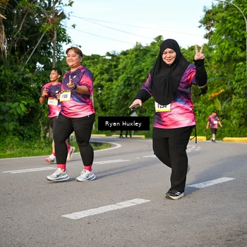 Runner Photo 9137044