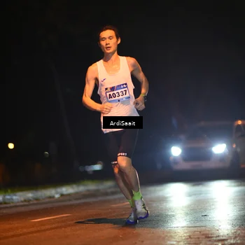 Runner Photo 9137073