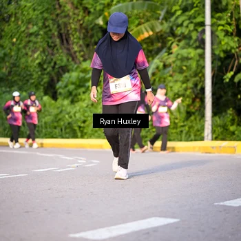 Runner Photo 9137505