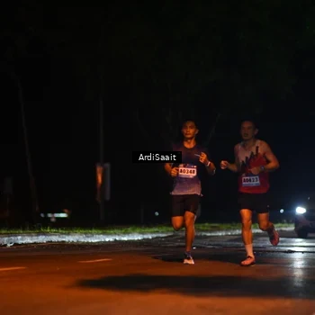 Runner Photo 9137613